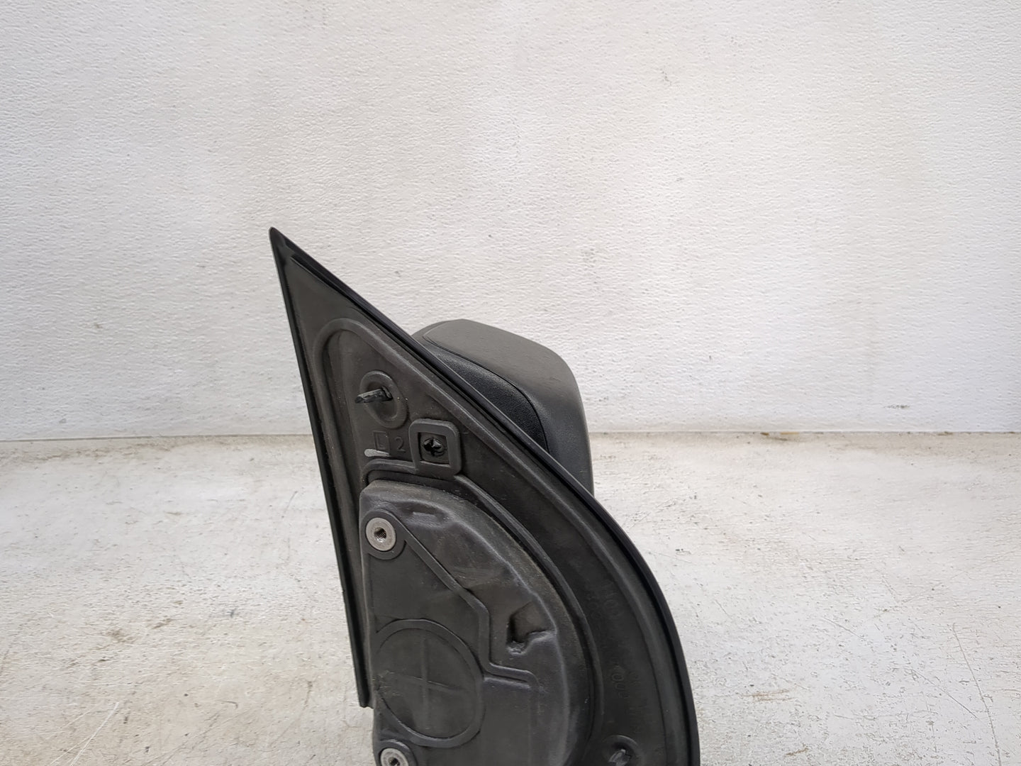 2015-2022 Chevrolet Colorado Driver Side View Mirror - Left Door Mirror OEM Used - Oemusedautoparts1.com