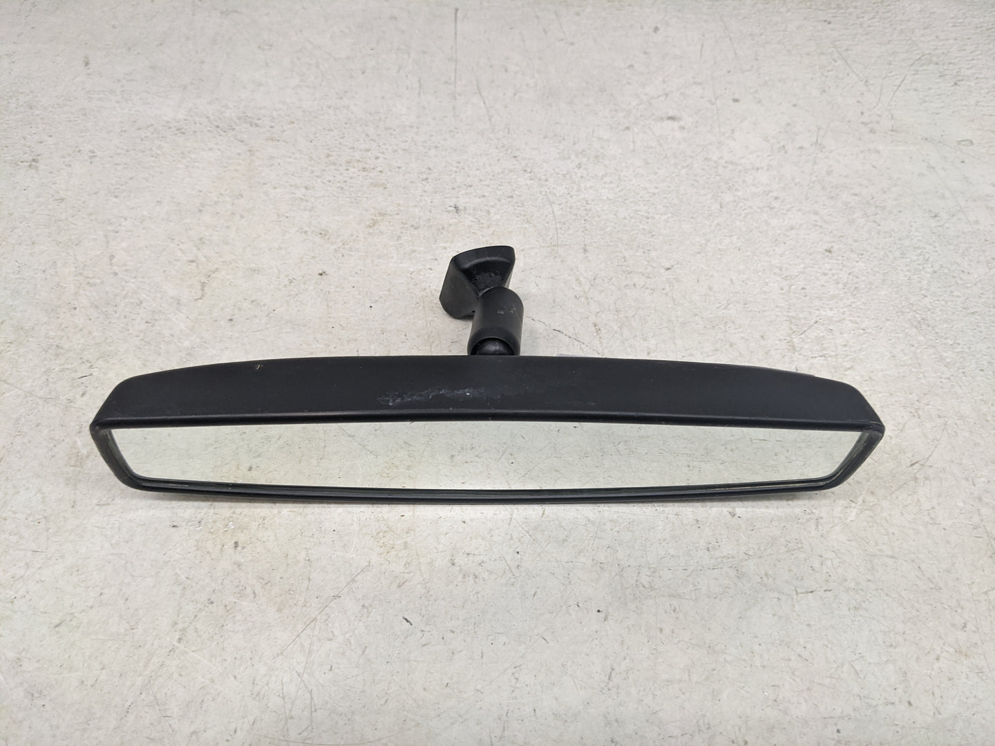 2020 Chevrolet Colorado Interior Rear View Mirror Replacement OEM Fits OEM Used Auto Parts - Oemusedautoparts1.com