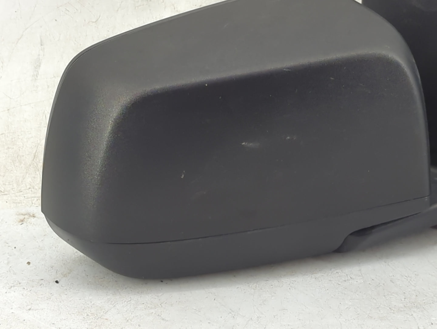 2015-2022 Chevrolet Colorado Passenger Side View Mirror - Right Door Mirror OEM Used - Oemusedautoparts1.com