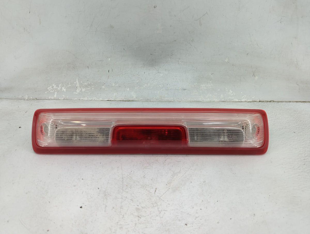2020 Chevrolet Colorado High Mounted Stop Third Brake Light Lamp - Oemusedautoparts1.com