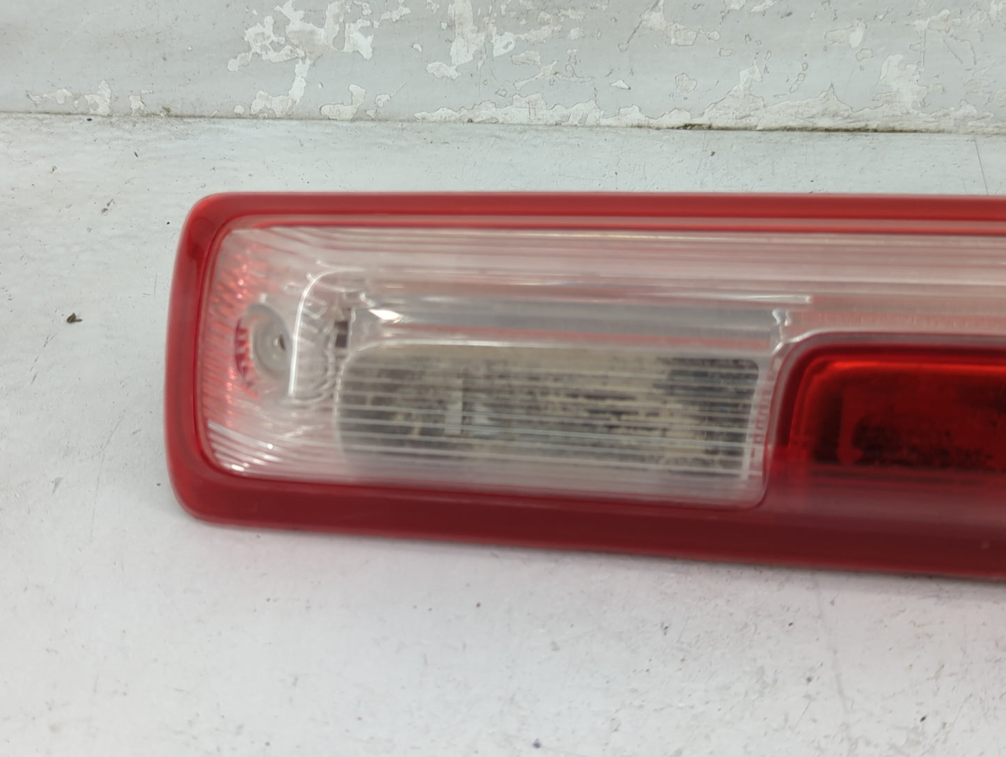 2020 Chevrolet Colorado High Mounted Stop Third Brake Light Lamp - Oemusedautoparts1.com