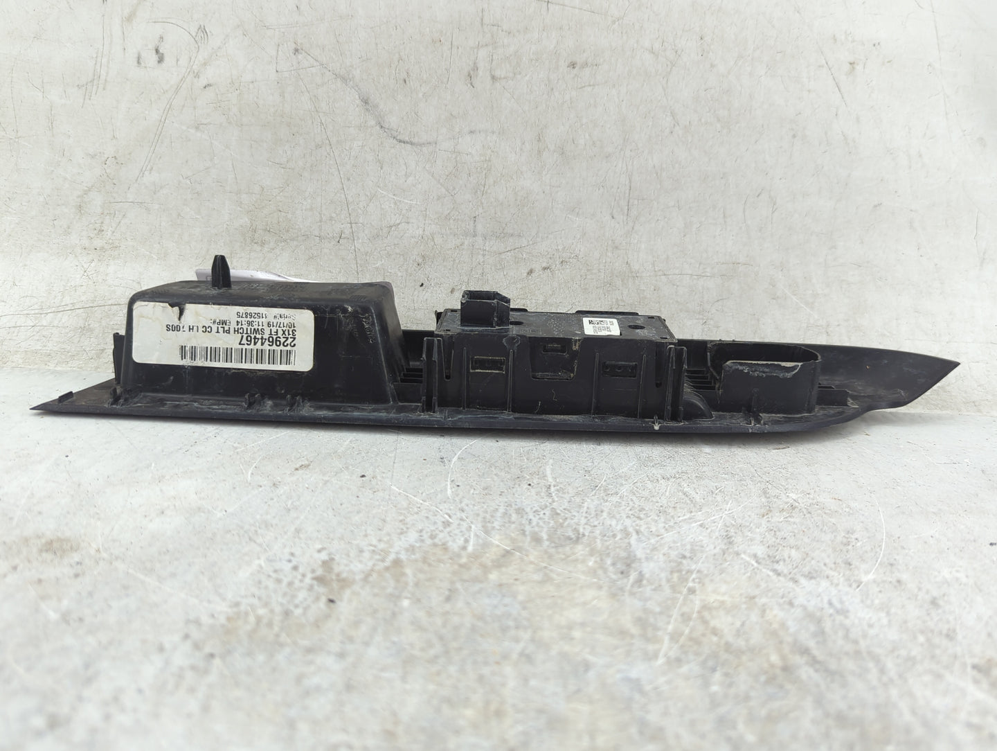 2015-2022 Chevrolet Colorado Master Power Window Switch Replacement Driver Side Left P/N:23427098 SANAD1290D Fits OEM Used A