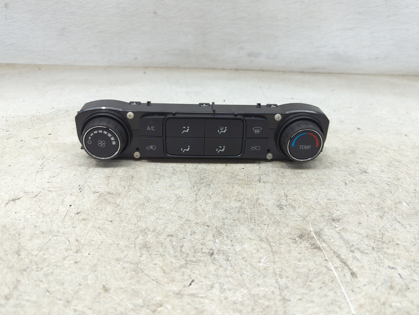 2015-2022 Chevrolet Colorado Climate Control Module Temperature AC/Heater Replacement P/N:815372982 Fits OEM Used Auto Parts