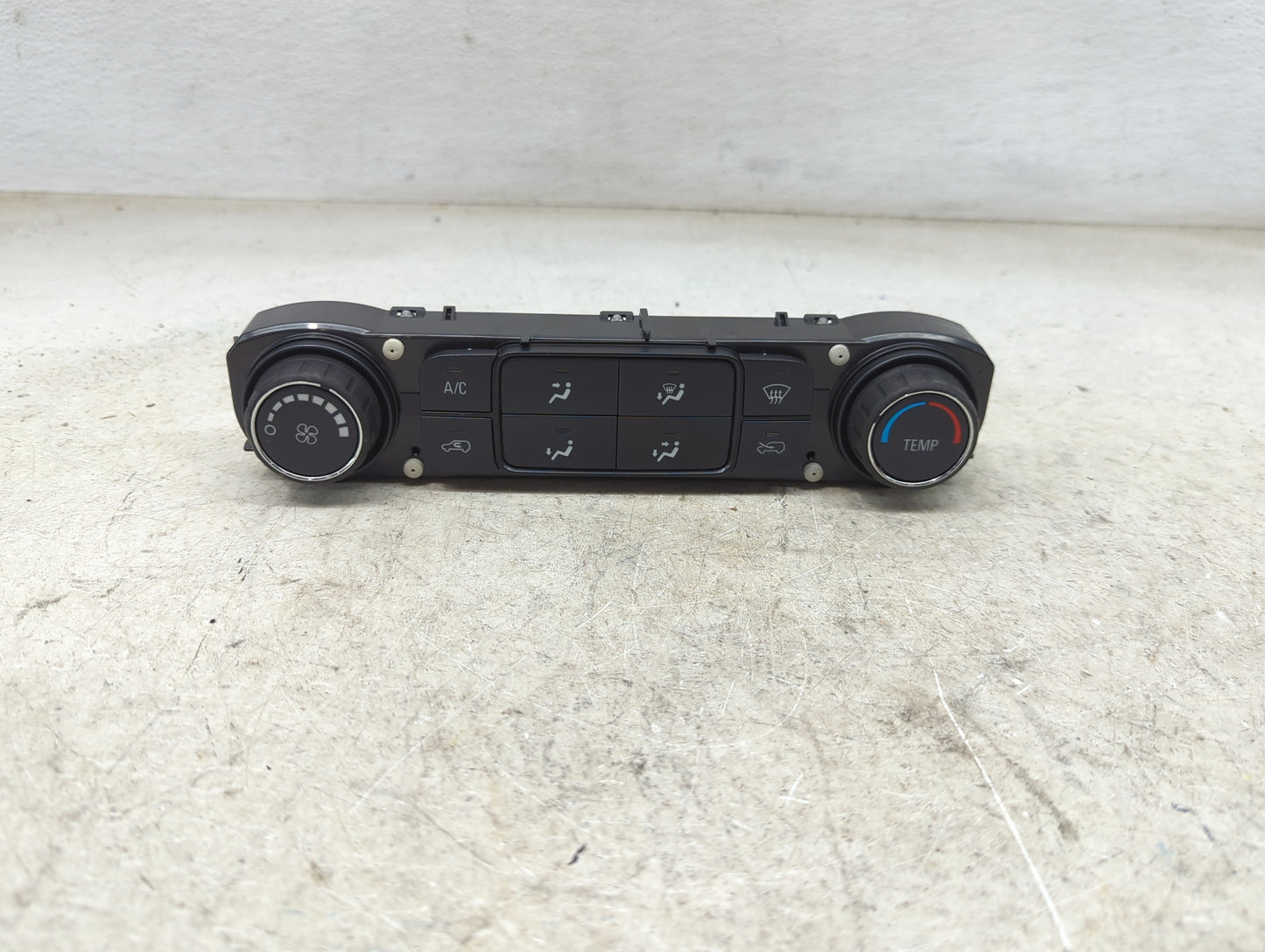 2015-2022 Chevrolet Colorado Climate Control Module Temperature AC/Heater Replacement P/N:815372982 Fits OEM Used Auto Parts