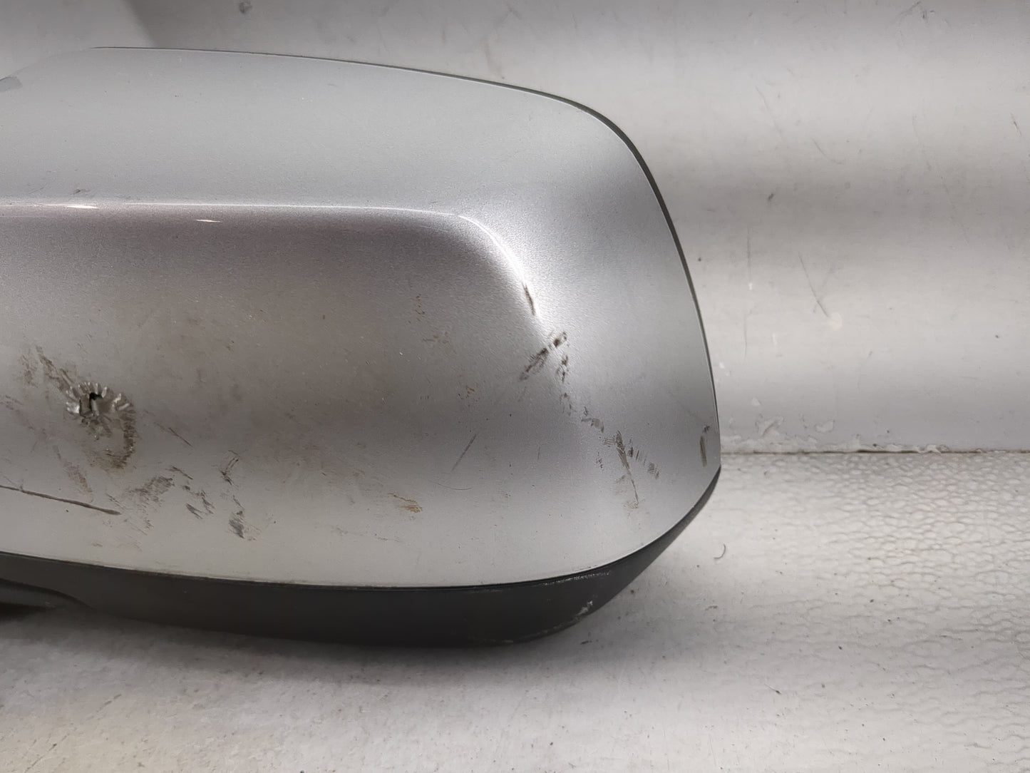2017-2022 Chevrolet Colorado Driver Side View Mirror - Left Door Mirror OEM Used - Oemusedautoparts1.com
