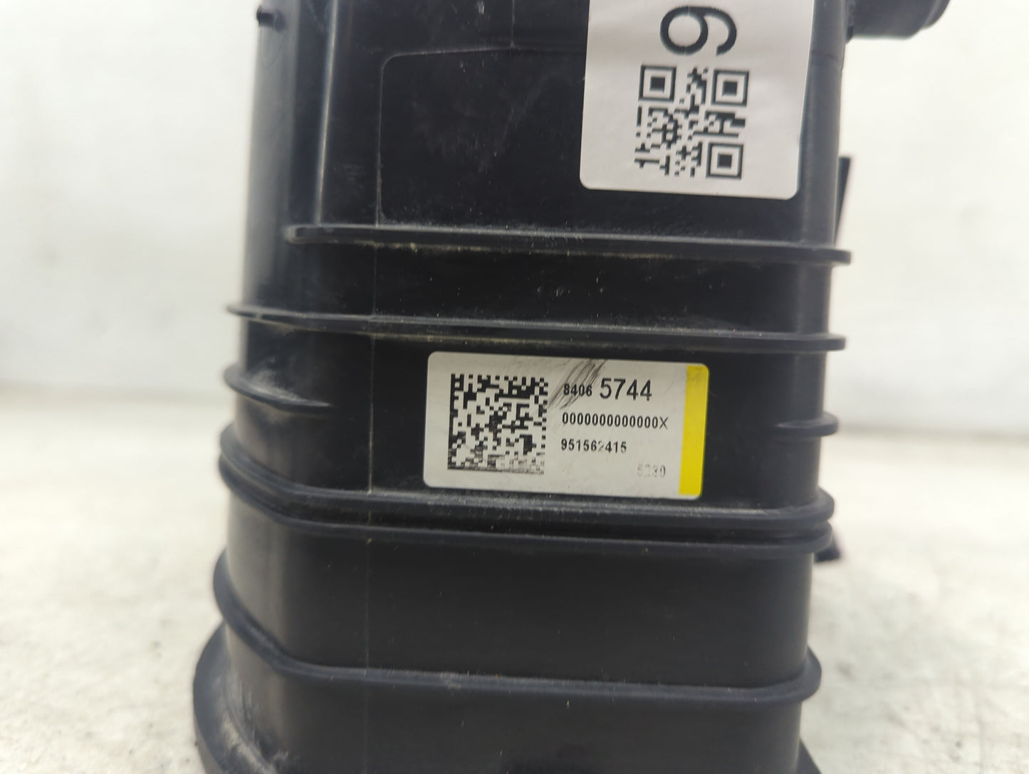 2020 Chevrolet Colorado Fuel Vapor Charcoal Canister - Oemusedautoparts1.com