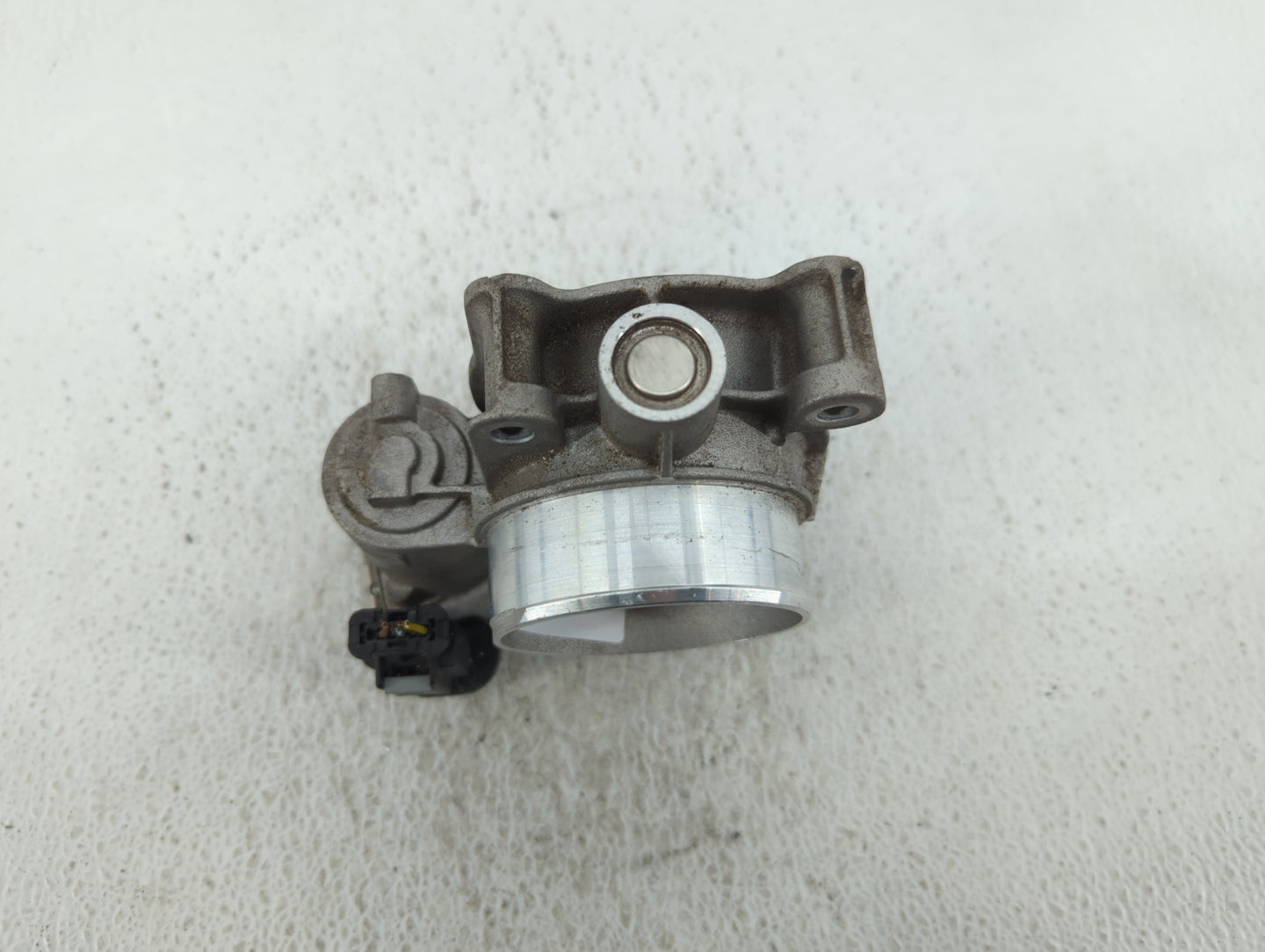 2016-2022 Chevrolet Colorado Throttle Body P/N:12670839AA Fits Fits 2016 2017 2018 2019 2020 2021 2022 OEM Used Auto Parts -