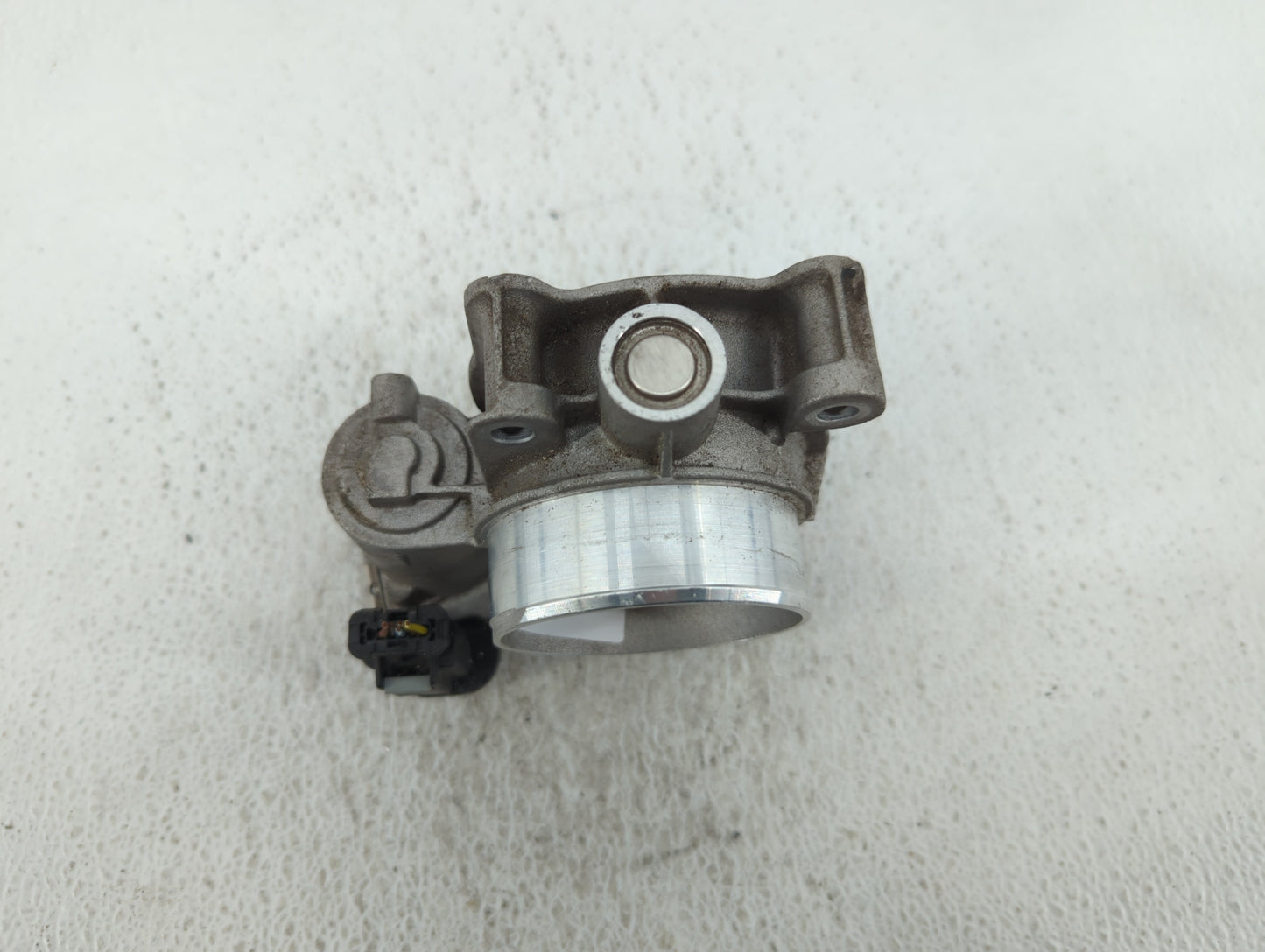 2016-2022 Chevrolet Colorado Throttle Body P/N:12670839AA Fits Fits 2016 2017 2018 2019 2020 2021 2022 OEM Used Auto Parts -
