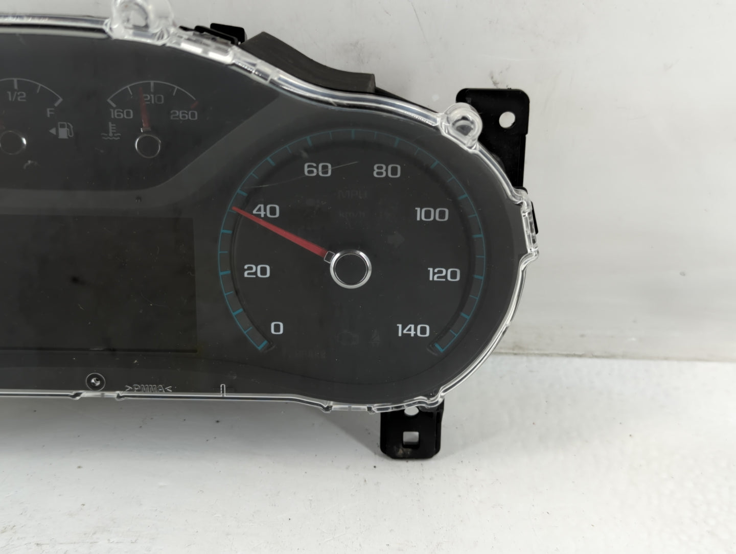 2020-2022 Chevrolet Colorado Instrument Cluster Speedometer Gauges P/N:84757034 Fits Fits 2020 2021 2022 OEM Used Auto Parts