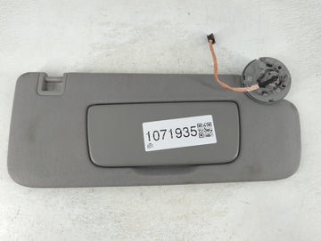 2020-2022 Chevrolet Equinox Sun Visor Shade Replacement Passenger Right Mirror Fits Fits 2020 2021 2022 OEM Used Auto Parts