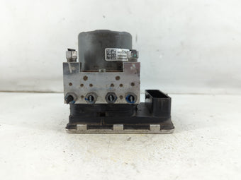 compare product 2020 Chevrolet Equinox Anti-Lock Brake ABS Pump Module Actuator OEM P/N:84825144 84715330, 846556976 Fits Fits 2021 OEM Used Auto Parts
