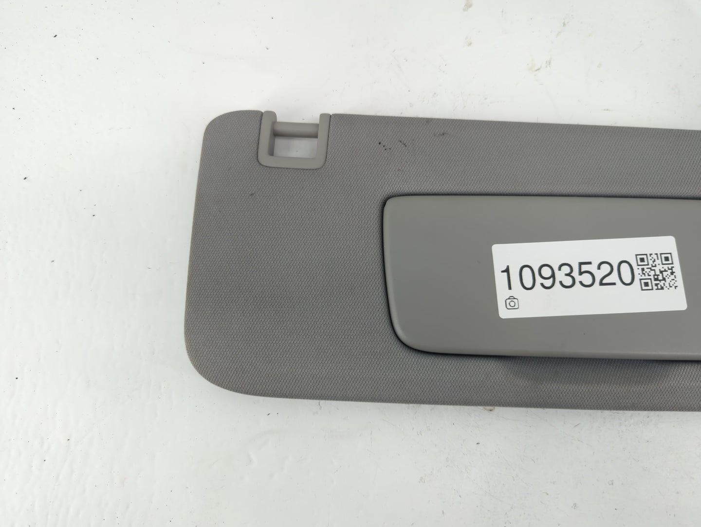 2020-2022 Chevrolet Equinox Sun Visor Shade Replacement Passenger Right Mirror Fits Fits 2020 2021 2022 OEM Used Auto Parts 