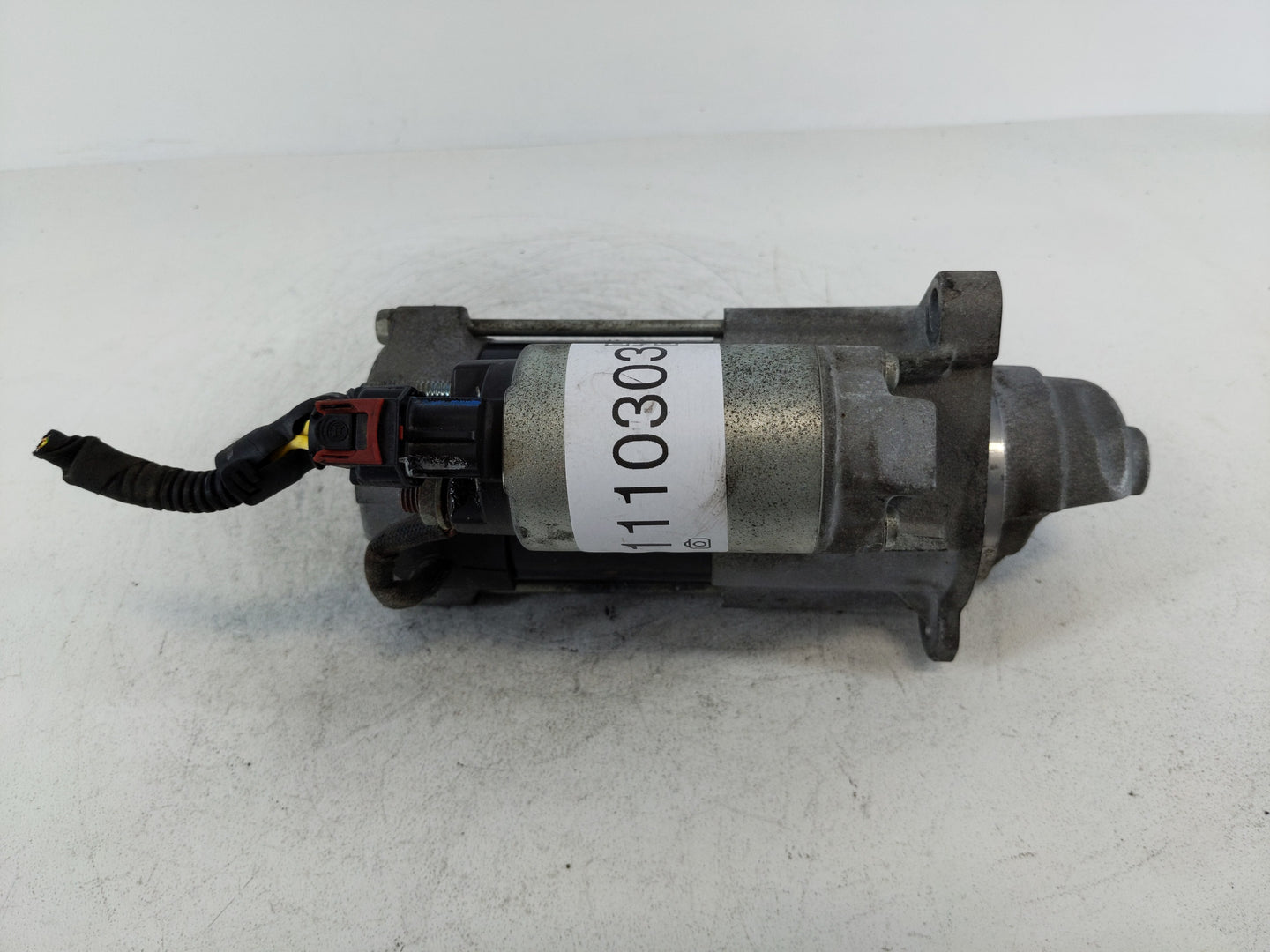 2018-2022 Chevrolet Equinox Car Starter Motor Solenoid OEM P/N:12690481 Fits Fits 2017 2018 2019 2020 2021 2022 OEM Used Aut