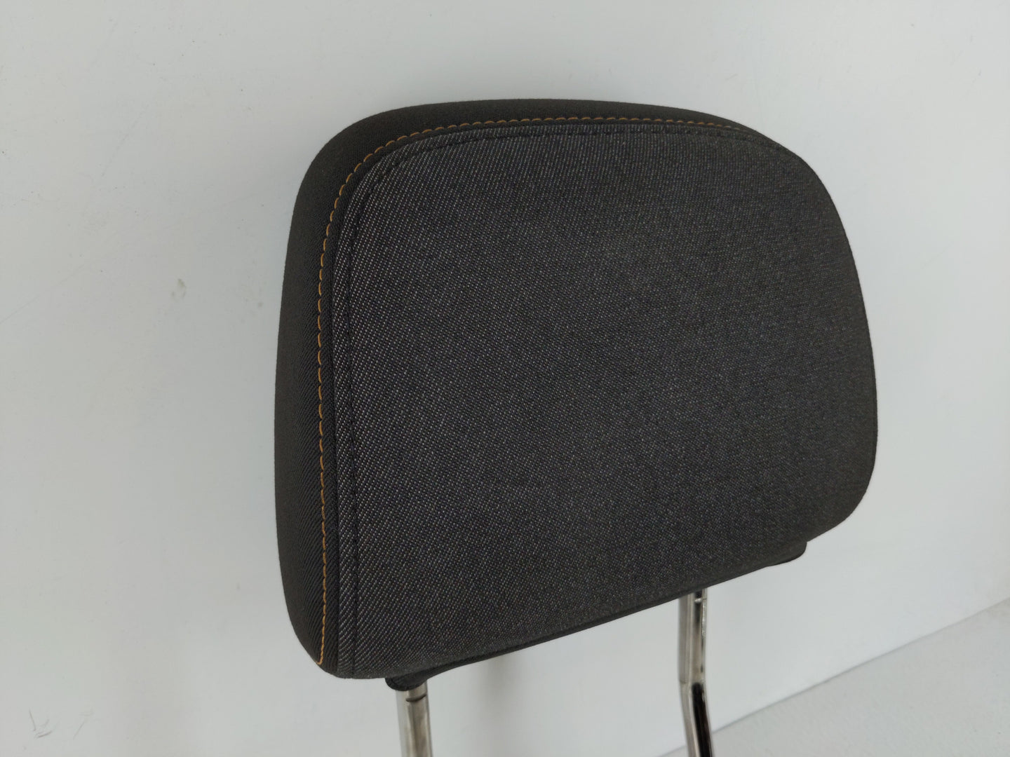 2018-2022 Chevrolet Equinox Headrest Head Rest Rear Seat Fits Fits 2018 2019 2020 2021 2022 OEM Used Auto Parts - Oemusedaut