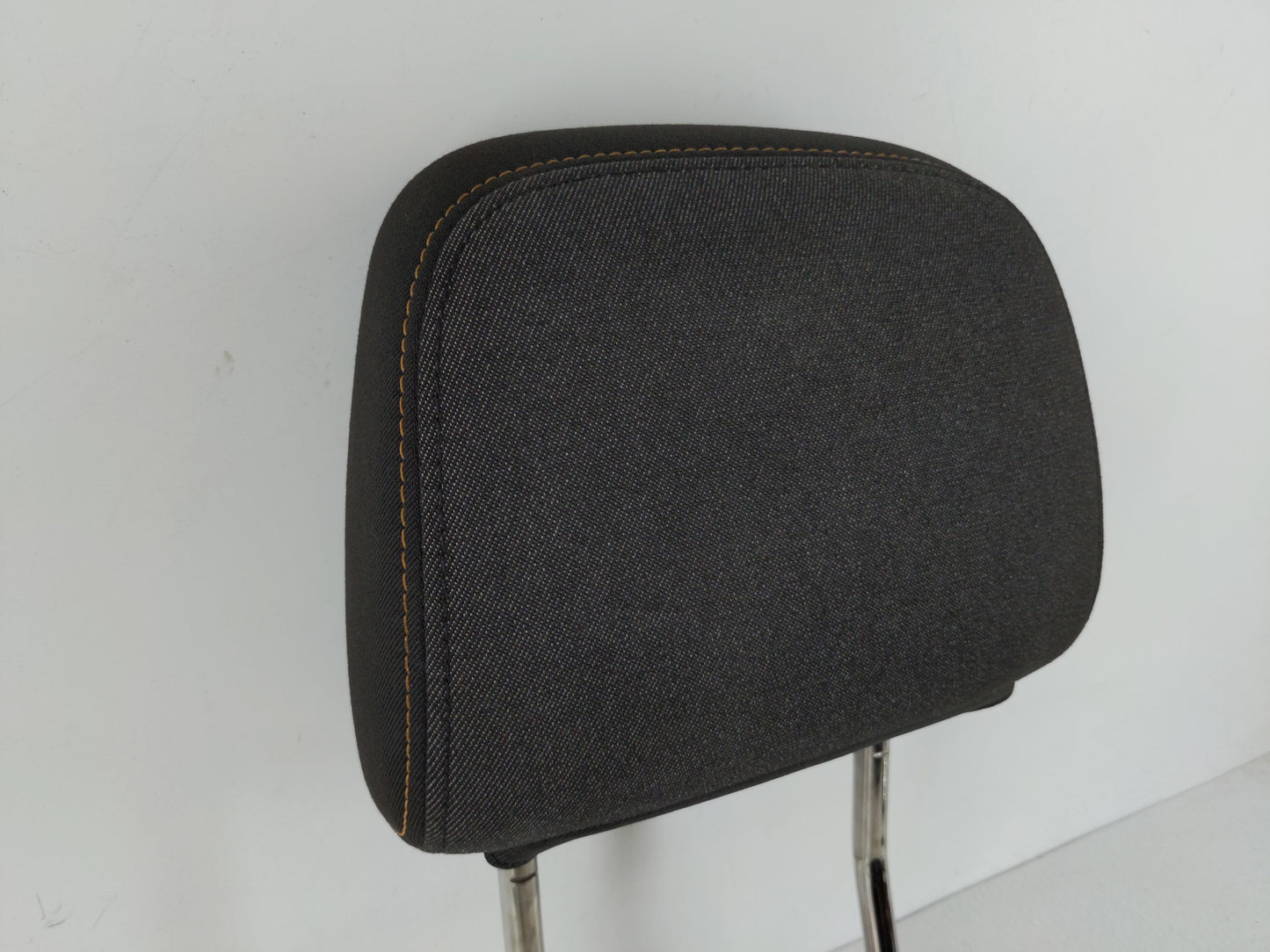 2018-2022 Chevrolet Equinox Headrest Head Rest Rear Seat Fits Fits 2018 2019 2020 2021 2022 OEM Used Auto Parts - Oemusedaut