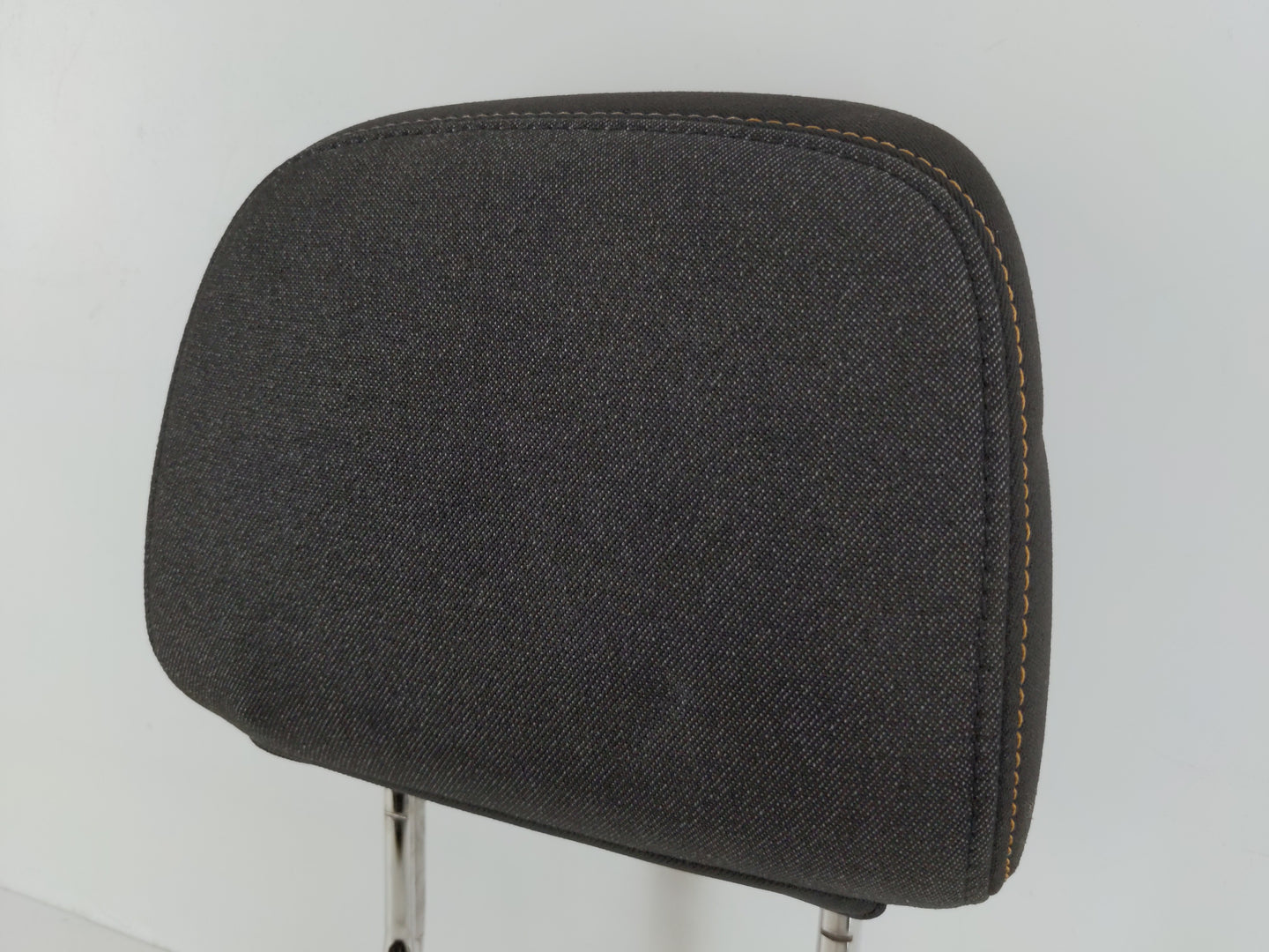 2018-2022 Chevrolet Equinox Headrest Head Rest Rear Seat Fits Fits 2018 2019 2020 2021 2022 OEM Used Auto Parts - Oemusedaut