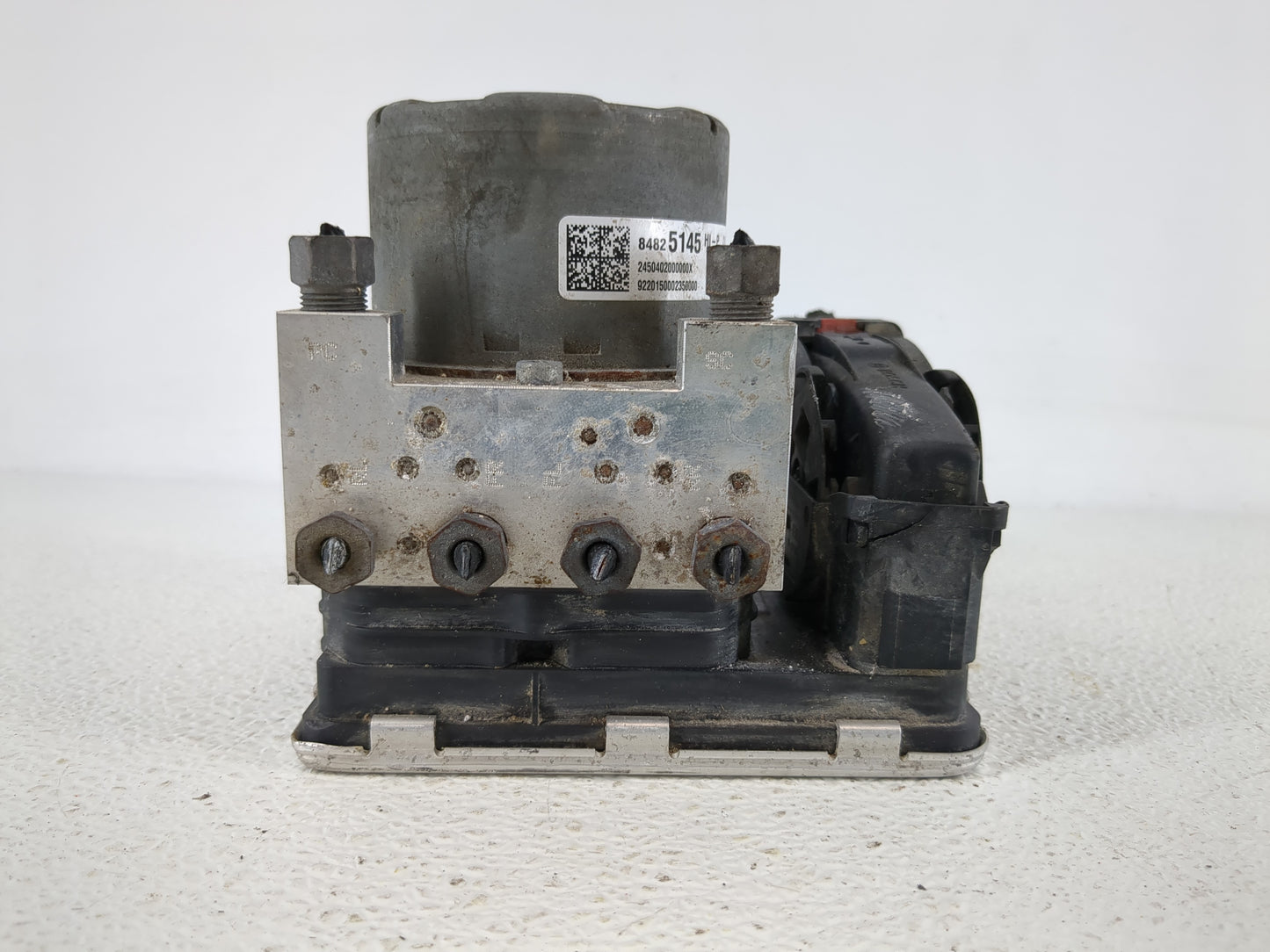 2020-2022 Chevrolet Equinox ABS Pump Control Module Replacement P/N:84825145 Fits Fits 2020 2021 2022 OEM Used Auto Parts - 