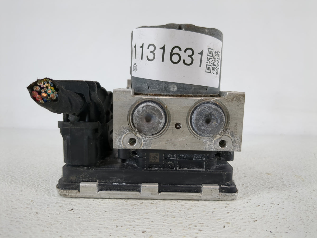 2020-2022 Chevrolet Equinox Anti-Lock Brake ABS Pump Module Actuator OEM P/N:84825145 Fits Fits 2020 2021 2022 OEM Used Auto