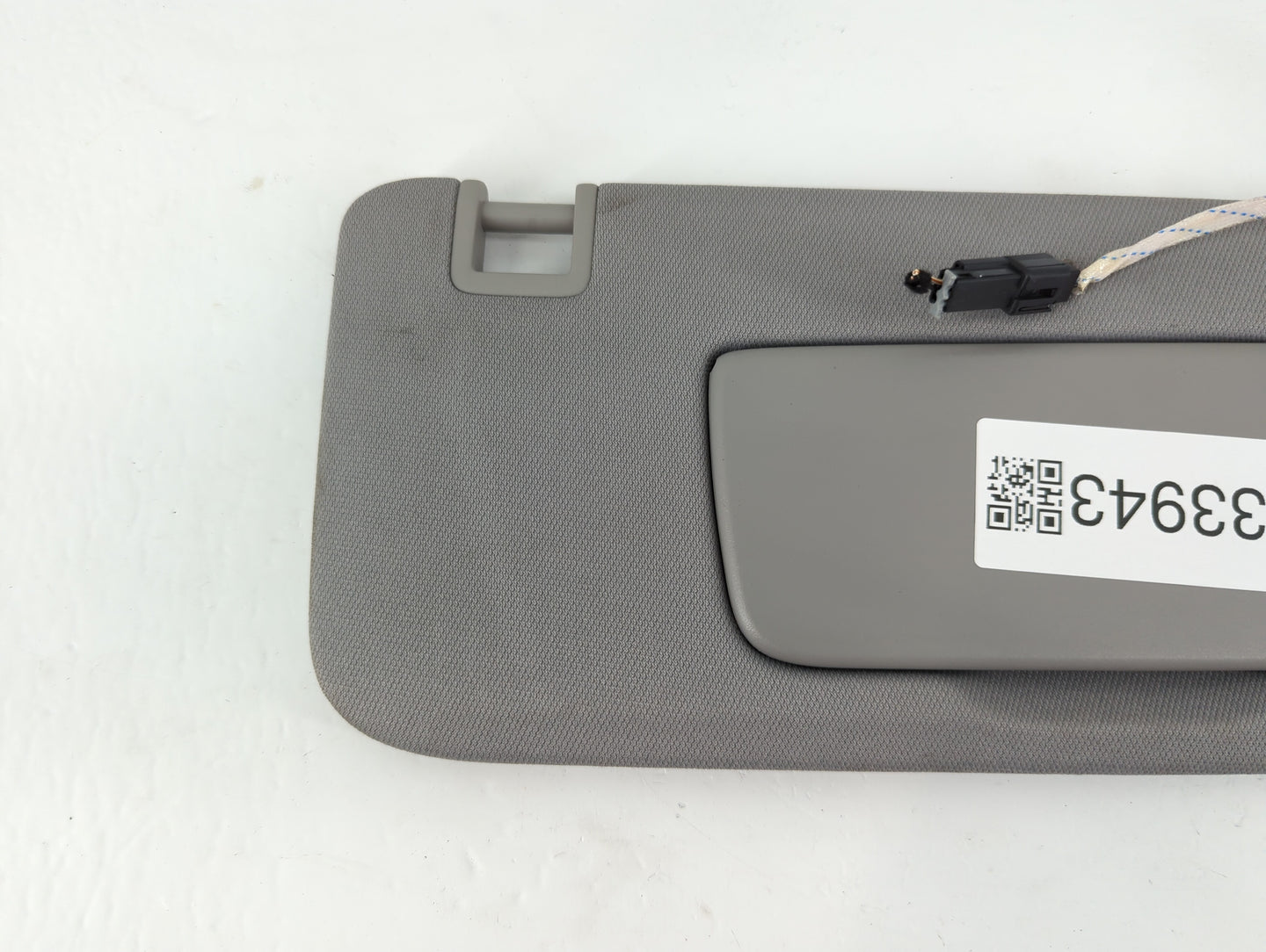 2020-2022 Chevrolet Equinox Sun Visor Shade Replacement Passenger Right Mirror Fits Fits 2020 2021 2022 OEM Used Auto Parts 