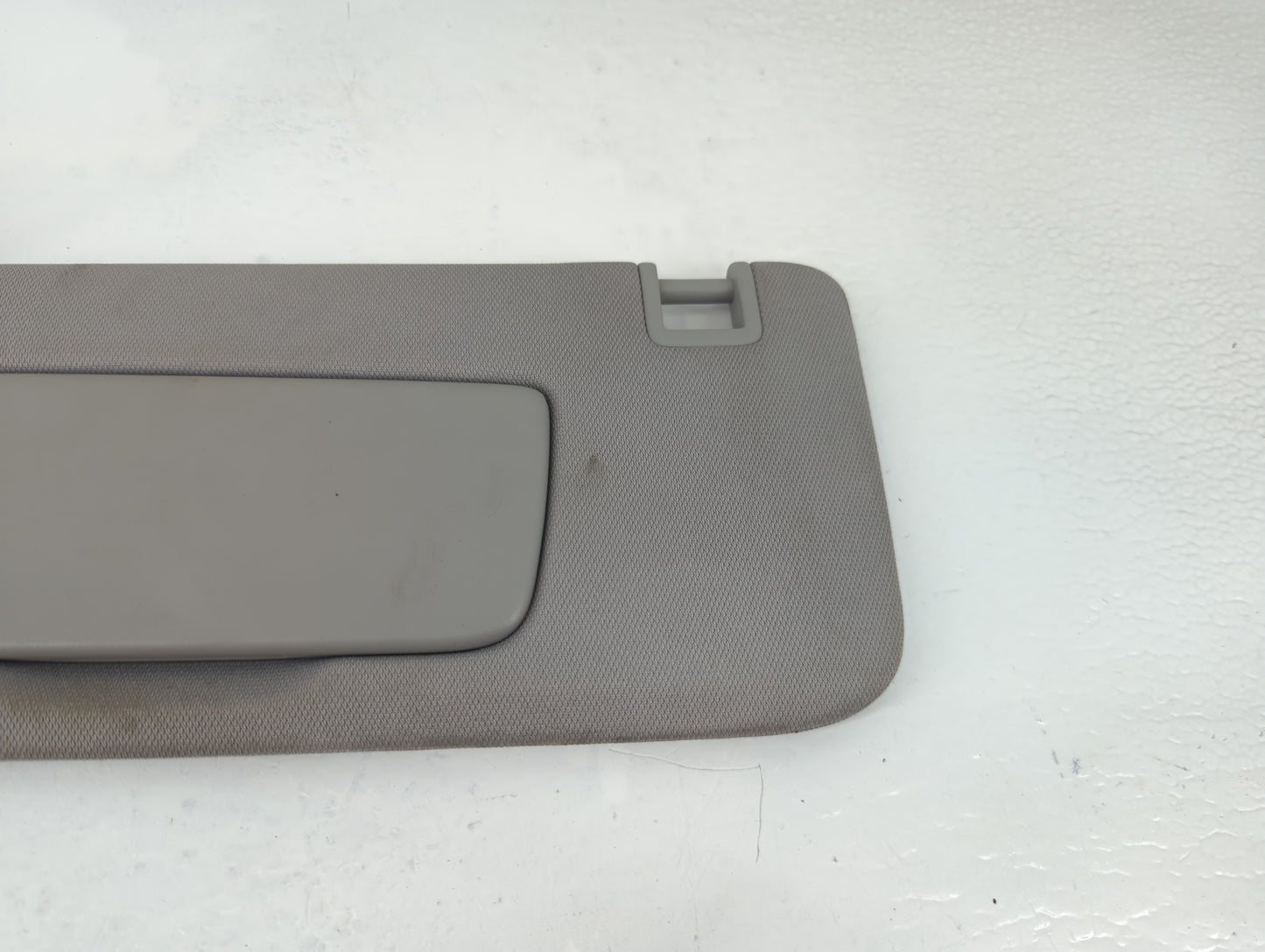 2020-2022 Chevrolet Equinox Sun Visor Shade Replacement Driver Left Mirror Fits Fits 2020 2021 2022 OEM Used Auto Parts - Oe