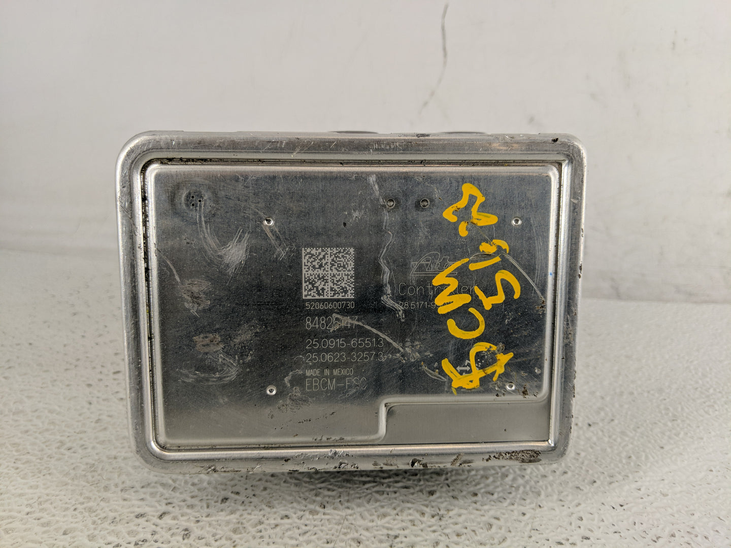 2020-2022 Chevrolet Equinox ABS Pump Control Module Replacement P/N:84825144 Fits Fits 2020 2021 2022 OEM Used Auto Parts - 