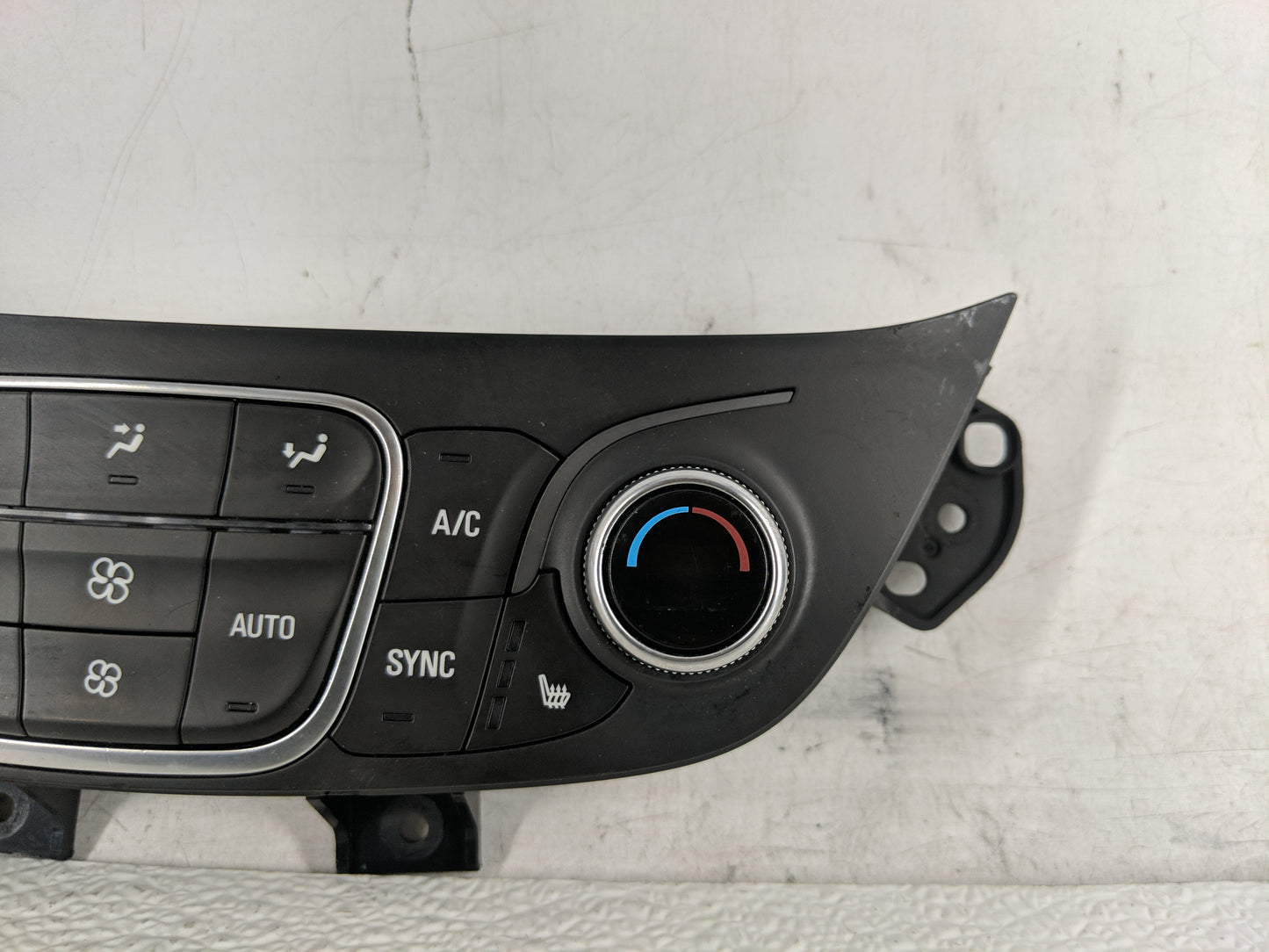 2019-2021 Chevrolet Equinox Climate Control Module Temperature AC/Heater Replacement P/N:84612975 Fits Fits 2019 2020 2021 O