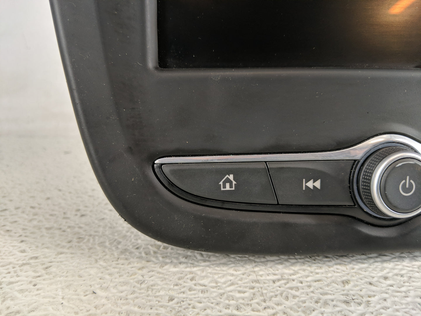 2019-2022 Chevrolet Equinox Radio AM FM Cd Player Receiver Replacement P/N:84491778 Fits Fits 2019 2020 2021 2022 OEM Used A