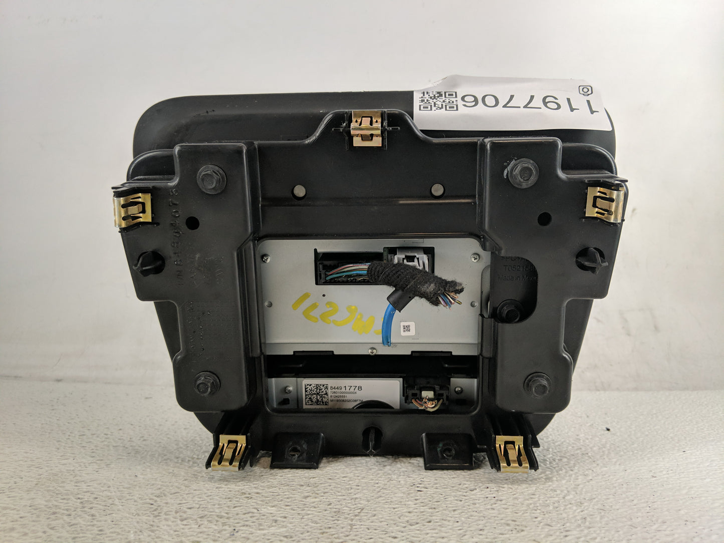 2019-2022 Chevrolet Equinox Radio AM FM Cd Player Receiver Replacement P/N:84491778 Fits Fits 2019 2020 2021 2022 OEM Used A
