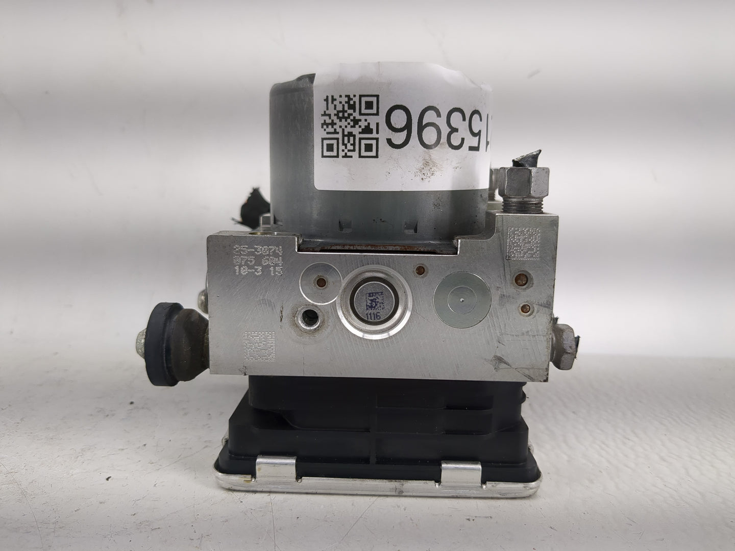 2020-2022 Chevrolet Equinox ABS Pump Control Module Replacement P/N:84825144 Fits Fits 2020 2021 2022 OEM Used Auto Parts - 