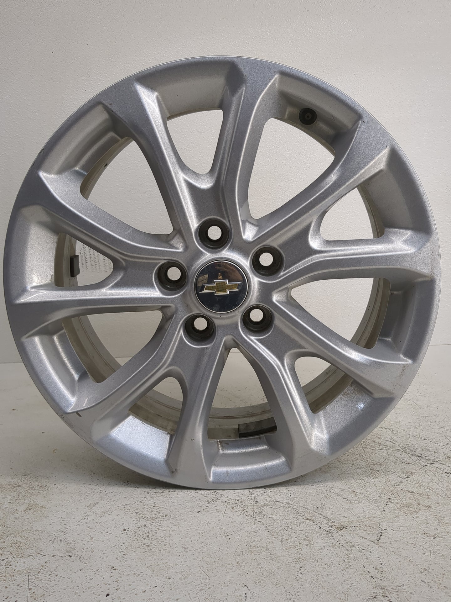 2018-2021 Chevrolet Equinox Oem Wheel Rim - Oemusedautoparts1.com