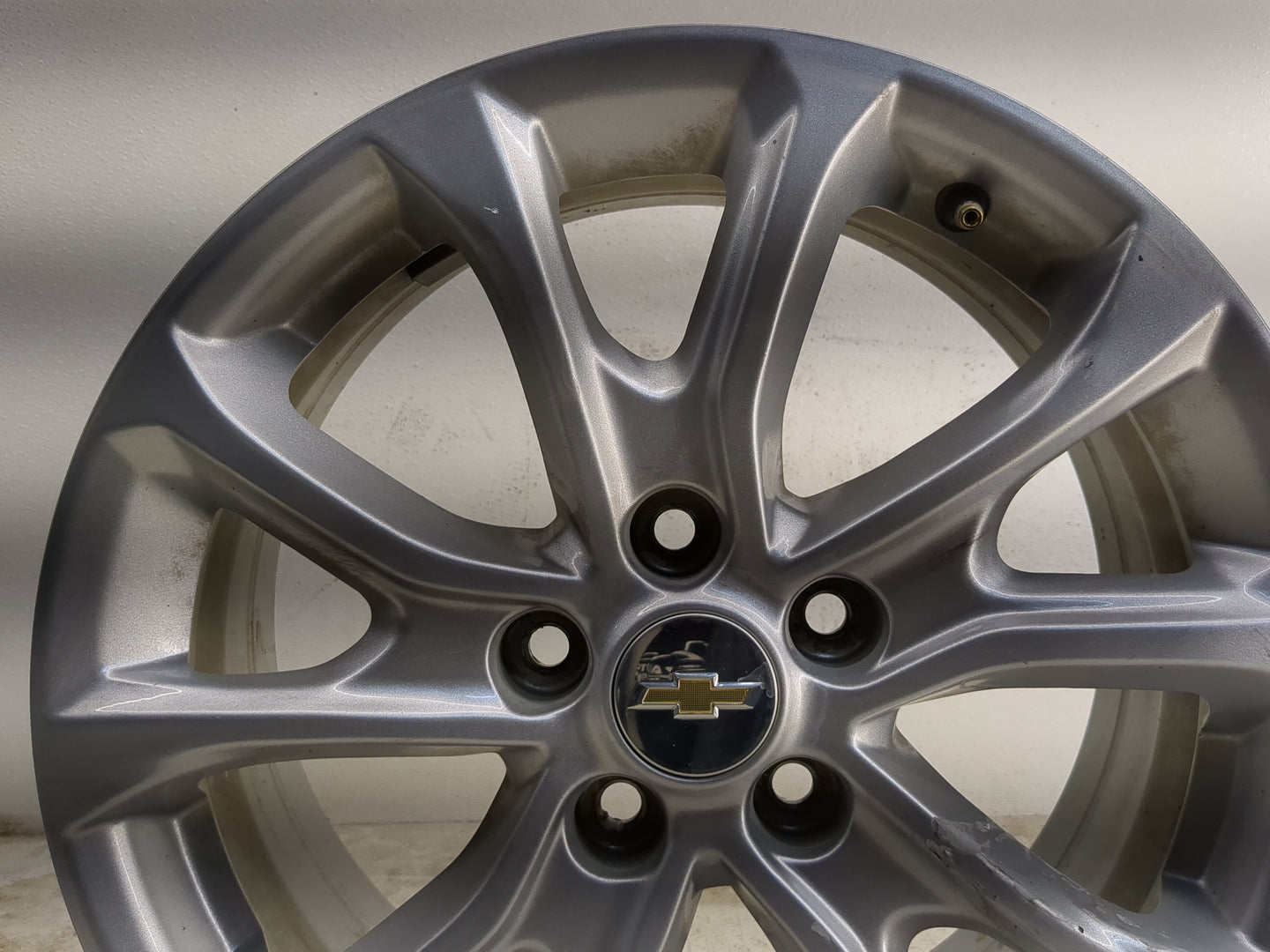 2018-2021 Chevrolet Equinox Oem Wheel Rim - Oemusedautoparts1.com