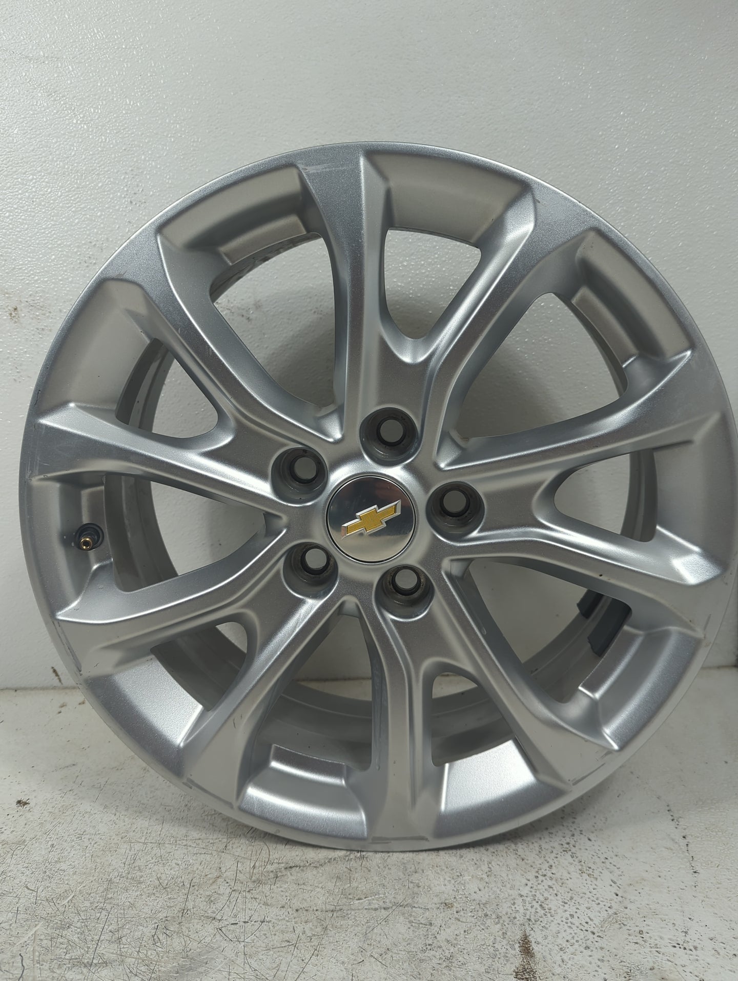 2018-2022 Chevrolet Equinox Oem Wheel Rim - Oemusedautoparts1.com