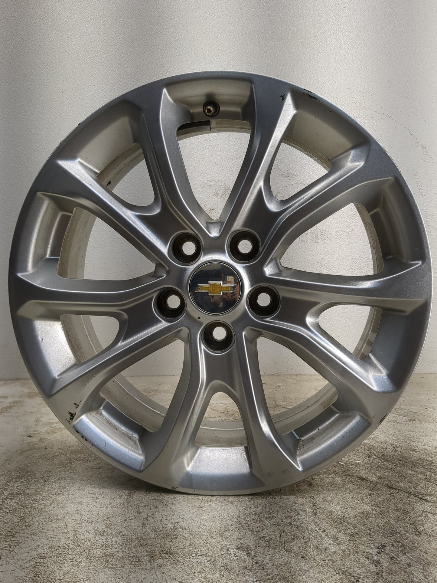 2018-2021 Chevrolet Equinox Oem Wheel Rim - Oemusedautoparts1.com
