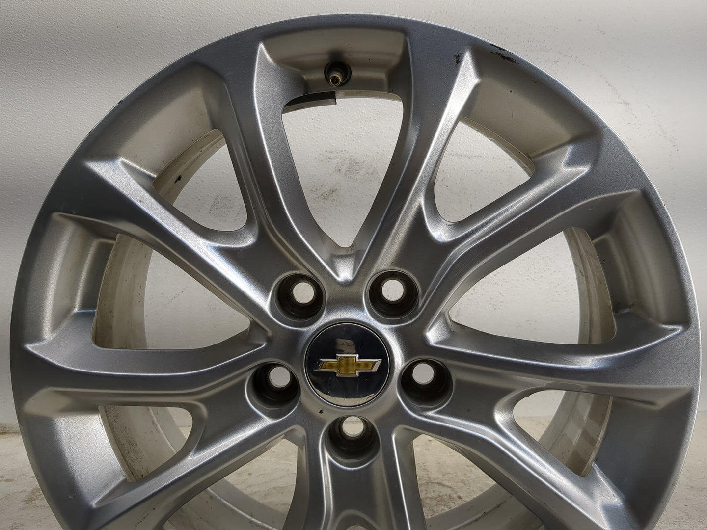 2018-2021 Chevrolet Equinox Oem Wheel Rim - Oemusedautoparts1.com