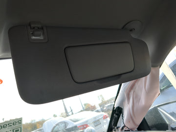 2020-2022 Chevrolet Equinox Sun Visor Shade Replacement Passenger Right Mirror Fits Fits 2020 2021 2022 OEM Used Auto Parts