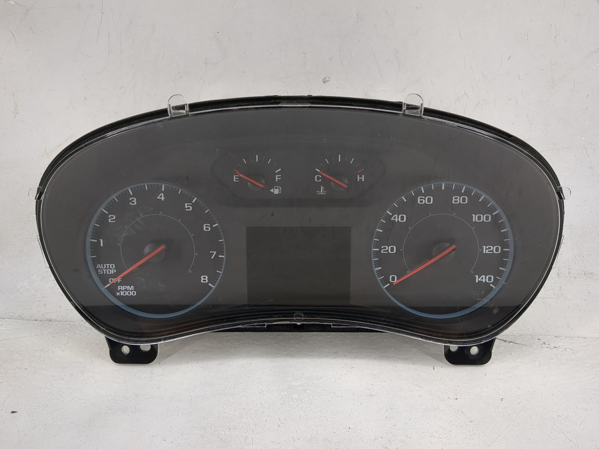 2019-2022 Chevrolet Equinox Instrument Cluster Speedometer Gauges P/N:84625643 Miles:54K Fits Fits 2019 2020 2021 2022 OEM U