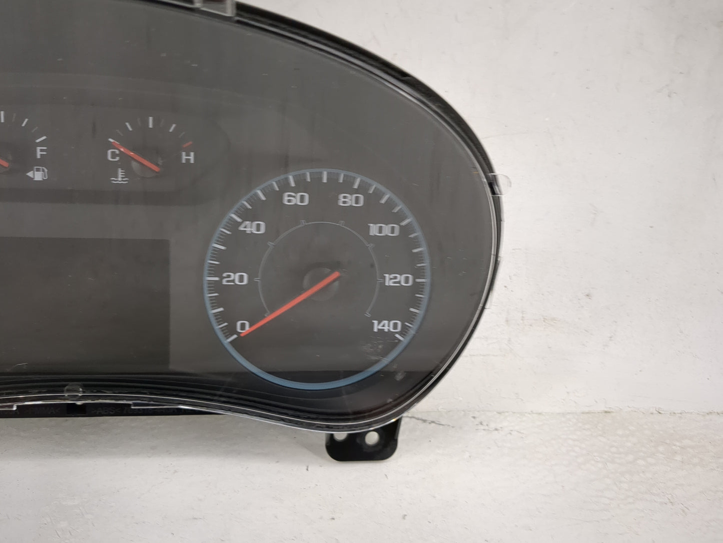 2019-2022 Chevrolet Equinox Instrument Cluster Speedometer Gauges P/N:84625643 Miles:54K Fits Fits 2019 2020 2021 2022 OEM U