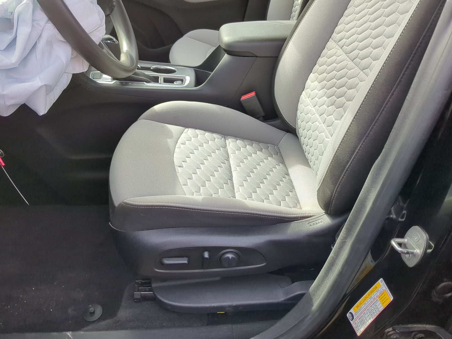 2018-2022 Chevrolet Equinox Driver Front Seat Oem - Oemusedautoparts1.com