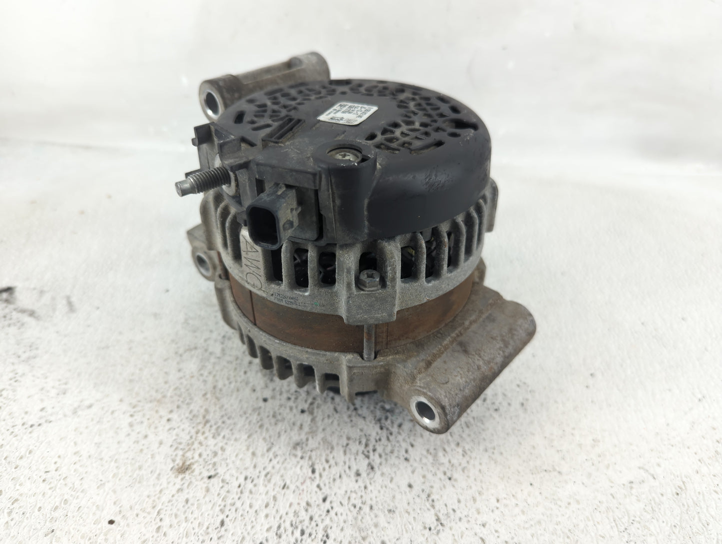 2018-2022 Chevrolet Equinox Alternator Replacement Generator Charging Assembly Engine OEM P/N:126 312 168 Fits OEM Used Auto