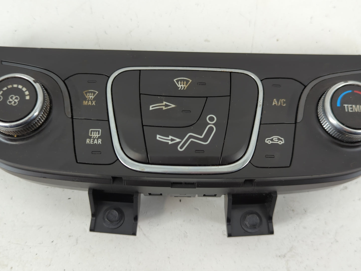 2018-2021 Chevrolet Equinox Climate Control Module Temperature AC/Heater Replacement P/N:84422503 Fits Fits 2018 2019 2020 2