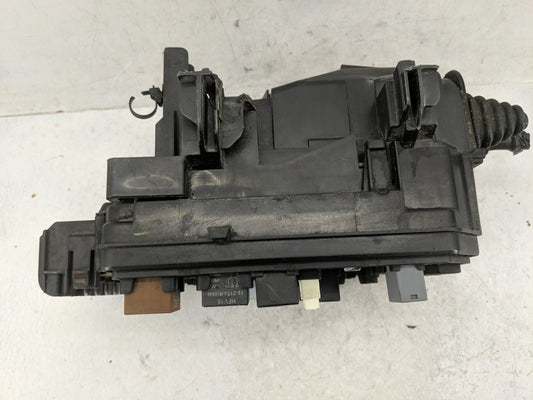 2018-2022 Chevrolet Equinox Fusebox Fuse Box Panel Relay Module P/N:07120222817 Fits Fits 2018 2019 2020 2021 2022 OEM Used Auto Parts