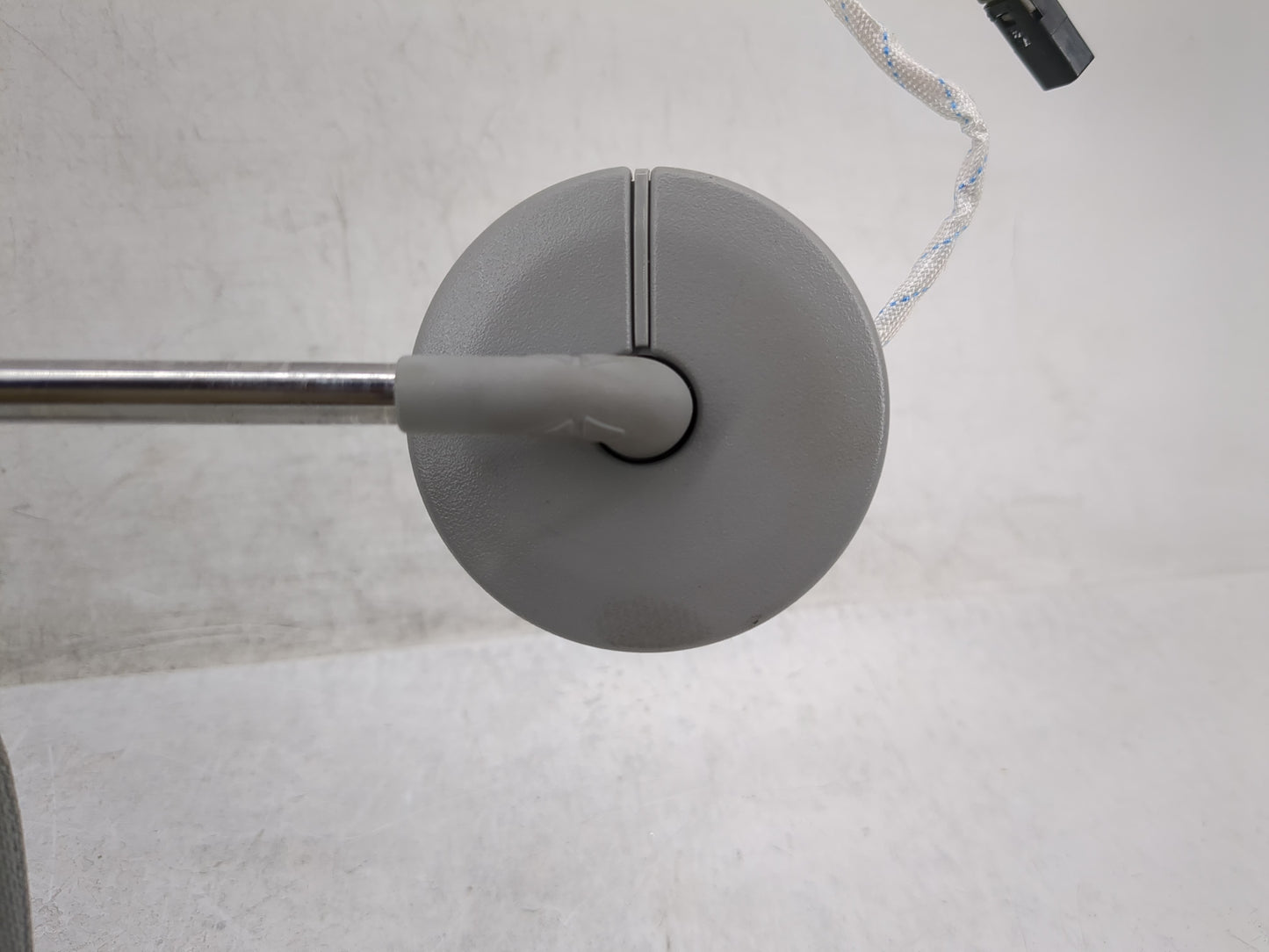 2020-2022 Chevrolet Equinox Sun Visor Shade Replacement Driver Left Mirror Fits Fits 2020 2021 2022 OEM Used Auto Parts - Oe