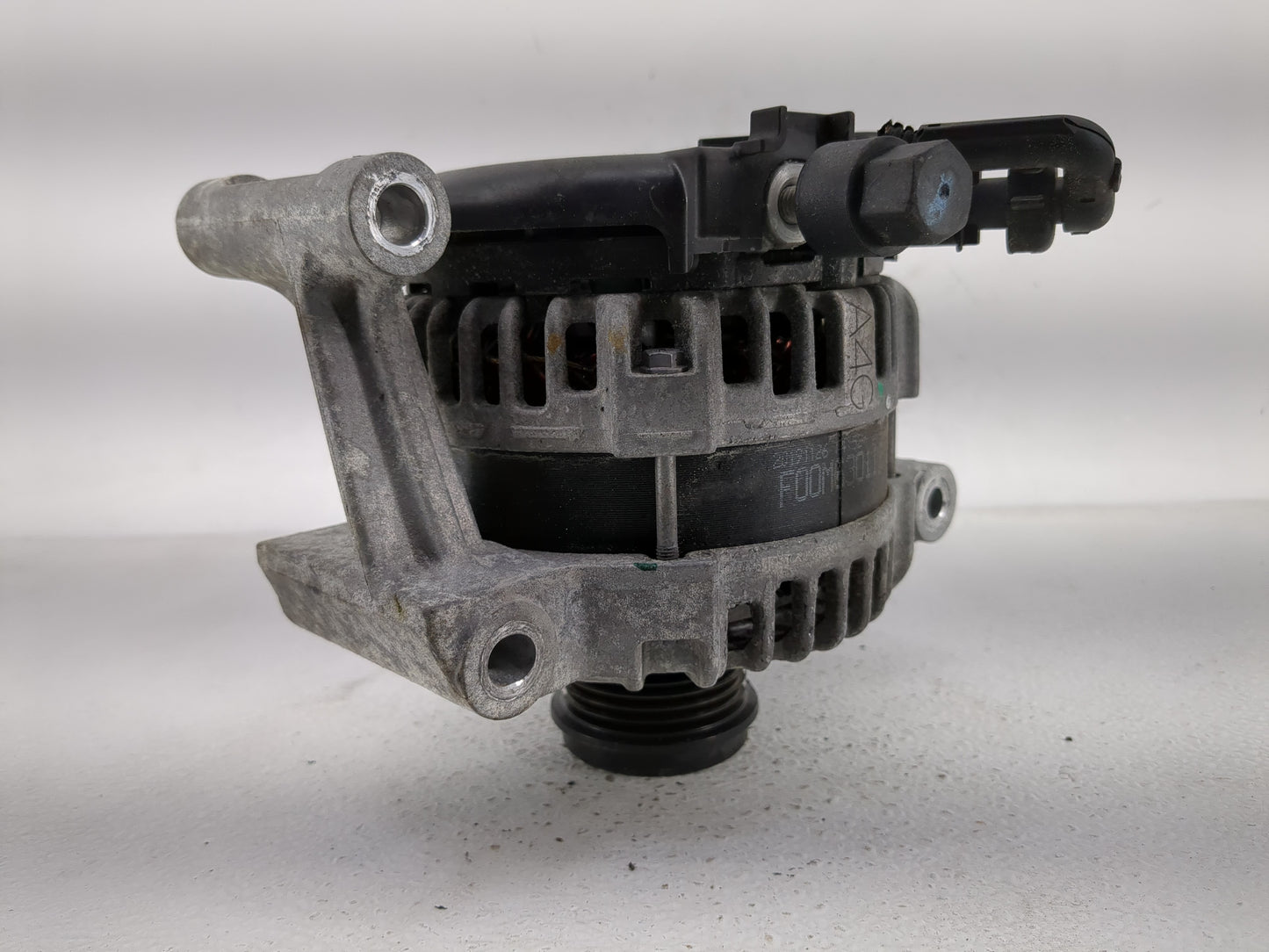 2018-2022 Chevrolet Equinox Alternator Replacement Generator Charging Assembly Engine OEM P/N:126 312 168 Fits OEM Used Auto