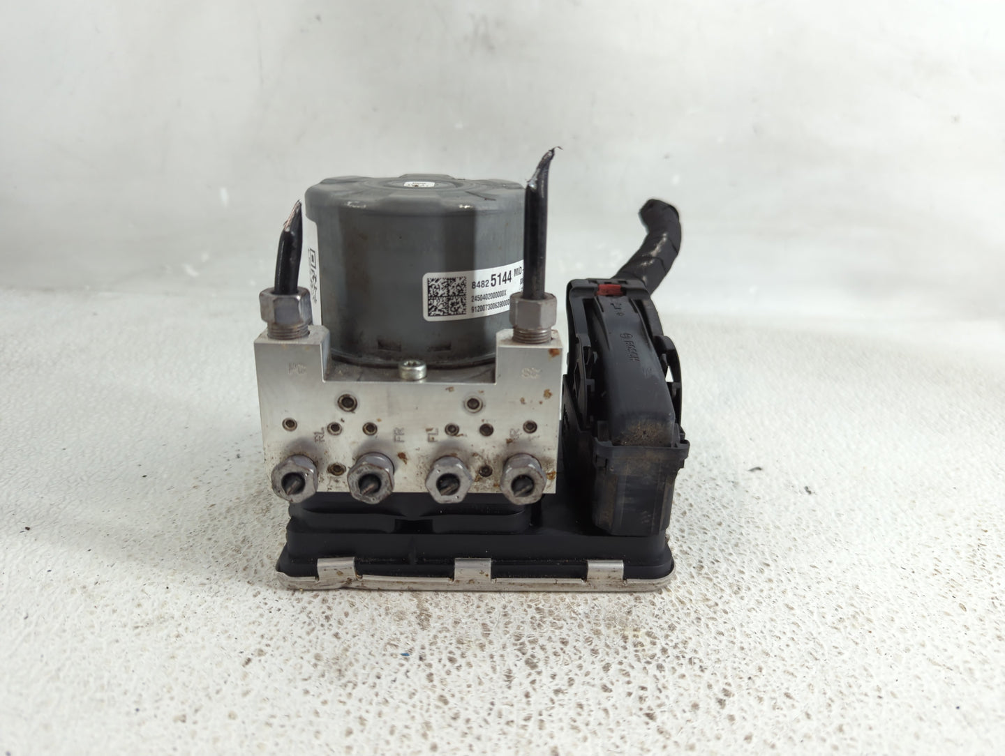 2020 Chevrolet Equinox ABS Pump Control Module Replacement P/N:84825144 Fits Fits 2021 OEM Used Auto Parts - Oemusedautopart