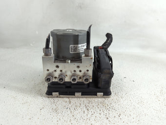 compare product 2020 Chevrolet Equinox Anti-Lock Brake ABS Pump Module Actuator OEM P/N:806052304 84825144 Fits Fits 2021 OEM Used Auto Parts