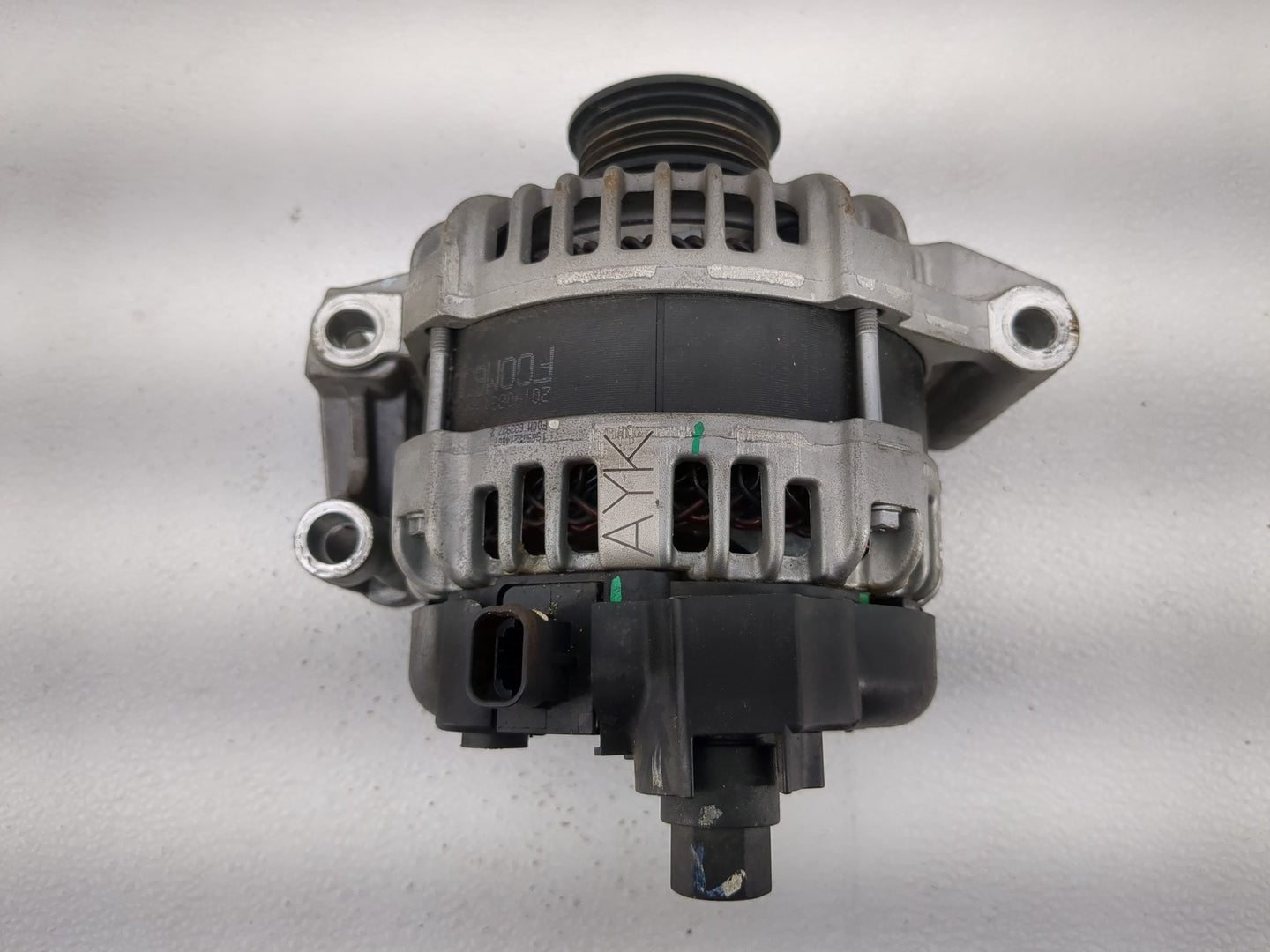 2018-2020 Chevrolet Equinox Alternator Replacement Generator Charging Assembly Engine OEM P/N:13522660 0 126 312 166 Fits OE