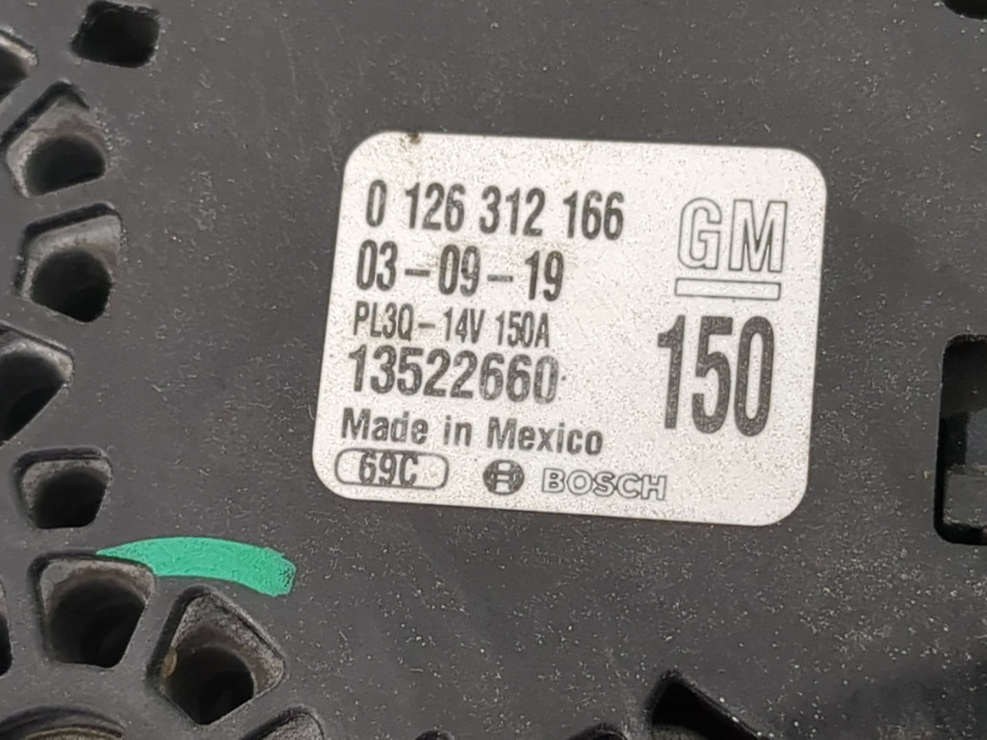 2018-2020 Chevrolet Equinox Alternator Replacement Generator Charging Assembly Engine OEM P/N:13522660 0 126 312 166 Fits OE