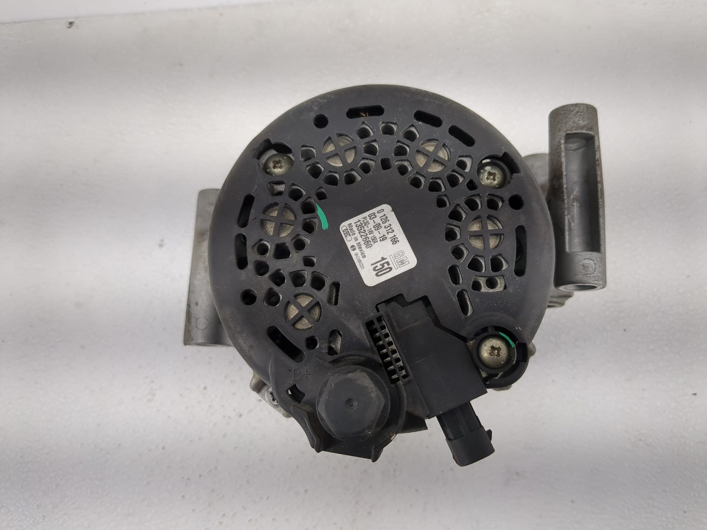 2018-2020 Chevrolet Equinox Alternator Replacement Generator Charging Assembly Engine OEM P/N:13522660 0 126 312 166 Fits OE