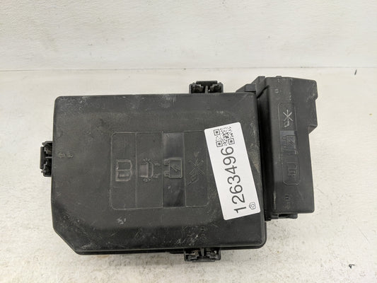 2018-2022 Chevrolet Equinox Fusebox Fuse Box Panel Relay Module P/N:84300718 07120222817 Fits Fits 2018 2019 2020 2021 2022 