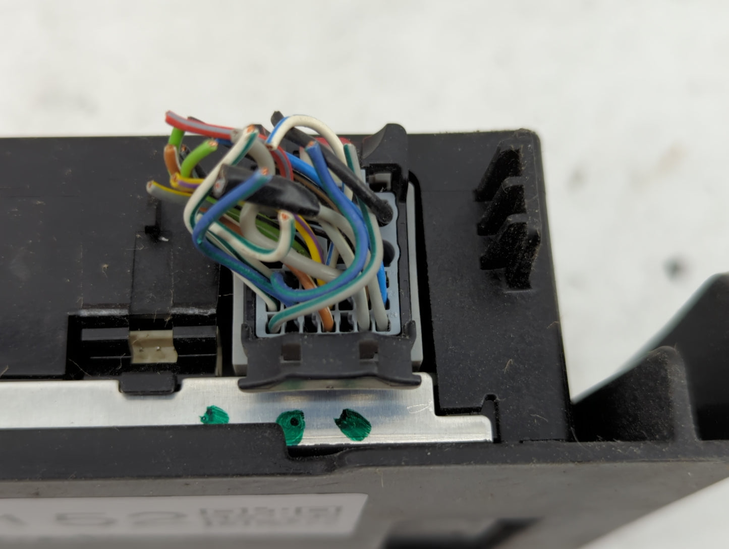 2019-2021 Chevrolet Equinox Radio AM FM Cd Player Receiver Replacement Fits Fits 2019 2020 2021 2022 OEM Used Auto Parts - O